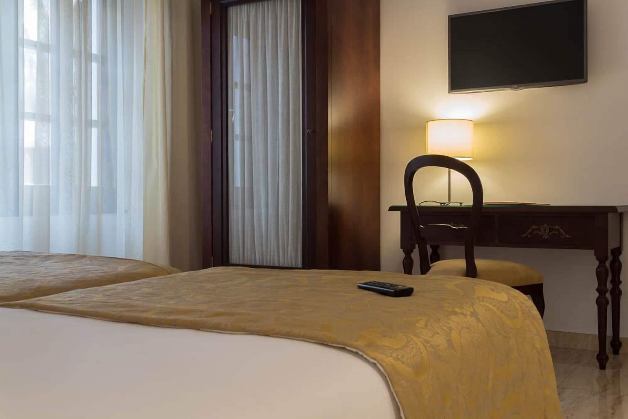 פלמה דה מיורקה Hotel Born מראה חיצוני תמונה
